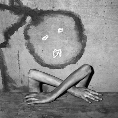 Obra de Roger Ballen, en Ametzi, 6.