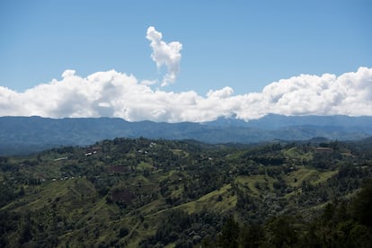 Vista de las estribaciones de la Cordillera Central, en la comarca de Jarabacoa.