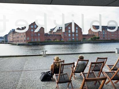 Vista desde la Biblioteca Real Danesa de Copenhague, conocida también como el Diamante negro.