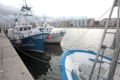 Barcos atracados en el puerto de Algeciras (Cádiz).
