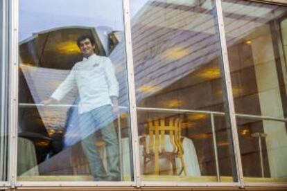 El chef Josean Alija en Nerua, el restaurante que dirige dentro del Museo Guggenheim.