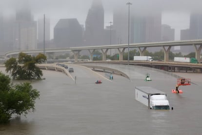 Vista de la autopista 45 en Houston, el domingo.