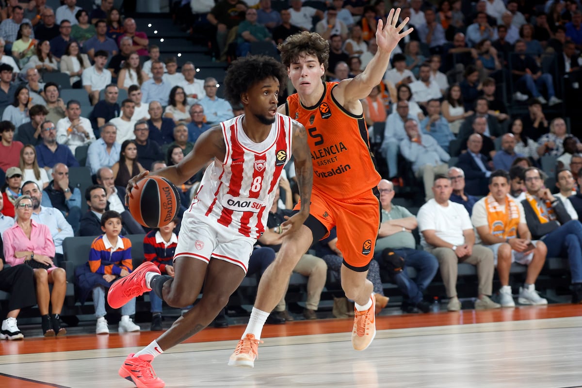 Montero Leads Olympiacos Past Valencia