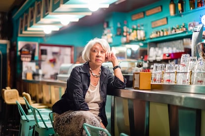 Emma Landaeta, exiliada chilena que llegó a España durante la dictadura en Chile, retrada por el proyecto 'Exiliadas'. Imagen cedida.