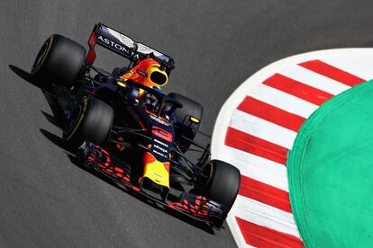 Daniel Ricciardo, piloto de Australia, en una de las curvas del circuito, el 13 de mayo de 2018.