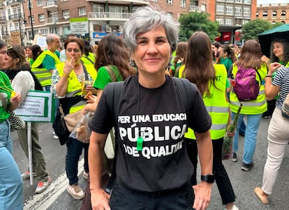 Valencian teachers in struggle: "In some centers we work in inhumane conditions. We ask for dignity" | Education