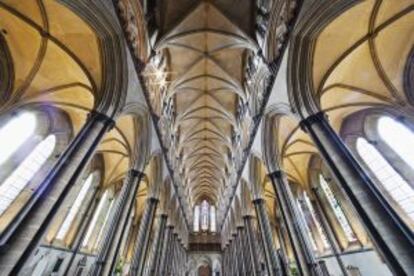 Interior de la catedral de Salisbury (Regne Unit), on hi ha un dels originals de la Carta Magna que es conserven fins avui.