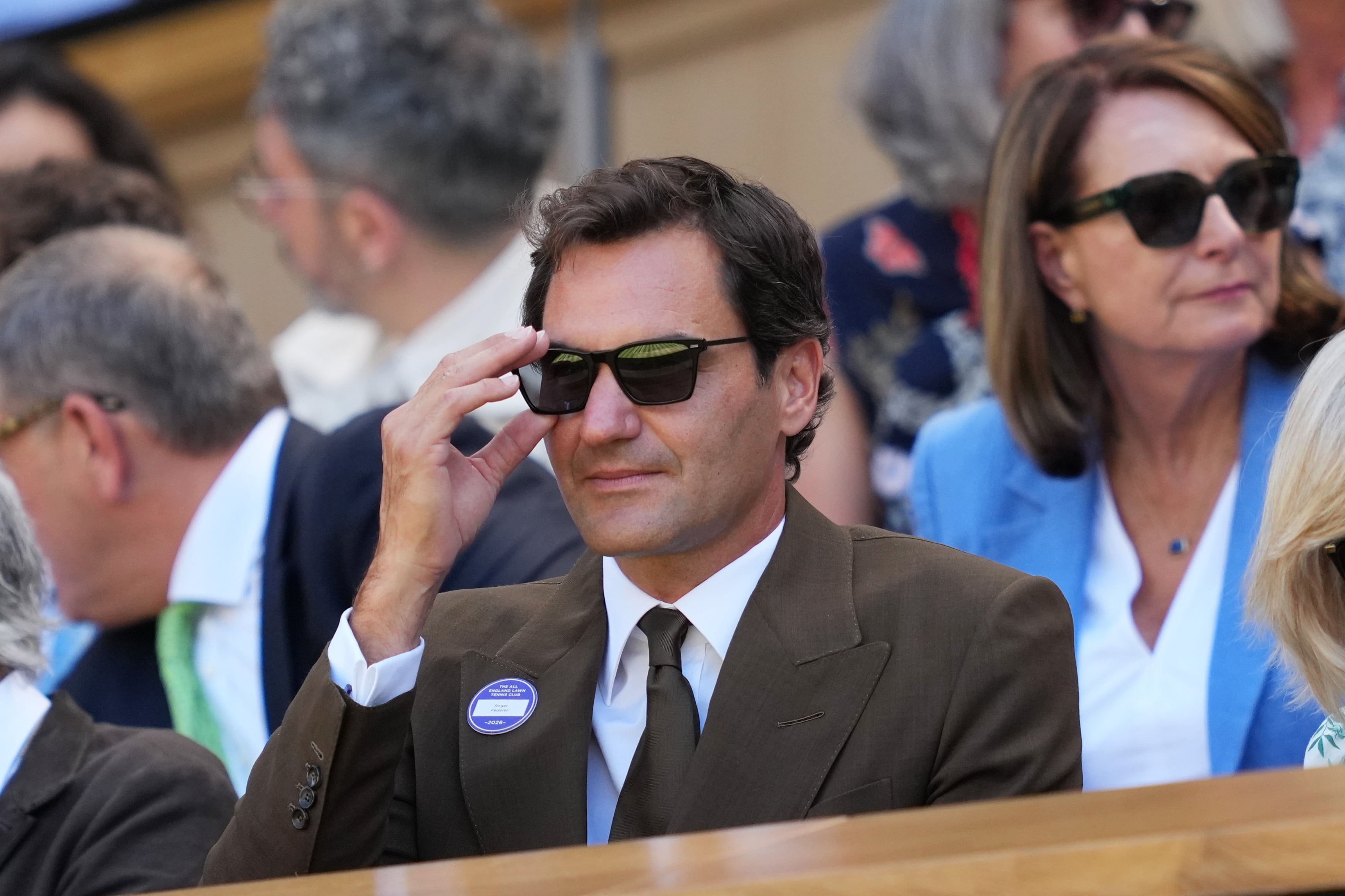 Roger Federer se cae del olimpo de los milmillonarios en una mañana y solo un año después de alcanzarlo