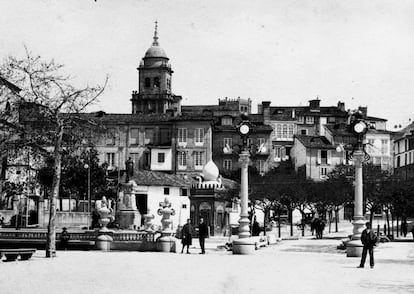Plaza Obispo Cesáreo de Orense a principios del siglo XX.