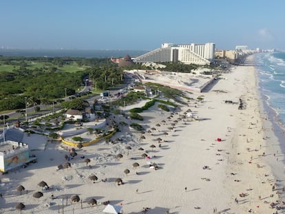 Vista aérea de Cancún, donde fue detenido Florian Tudor.