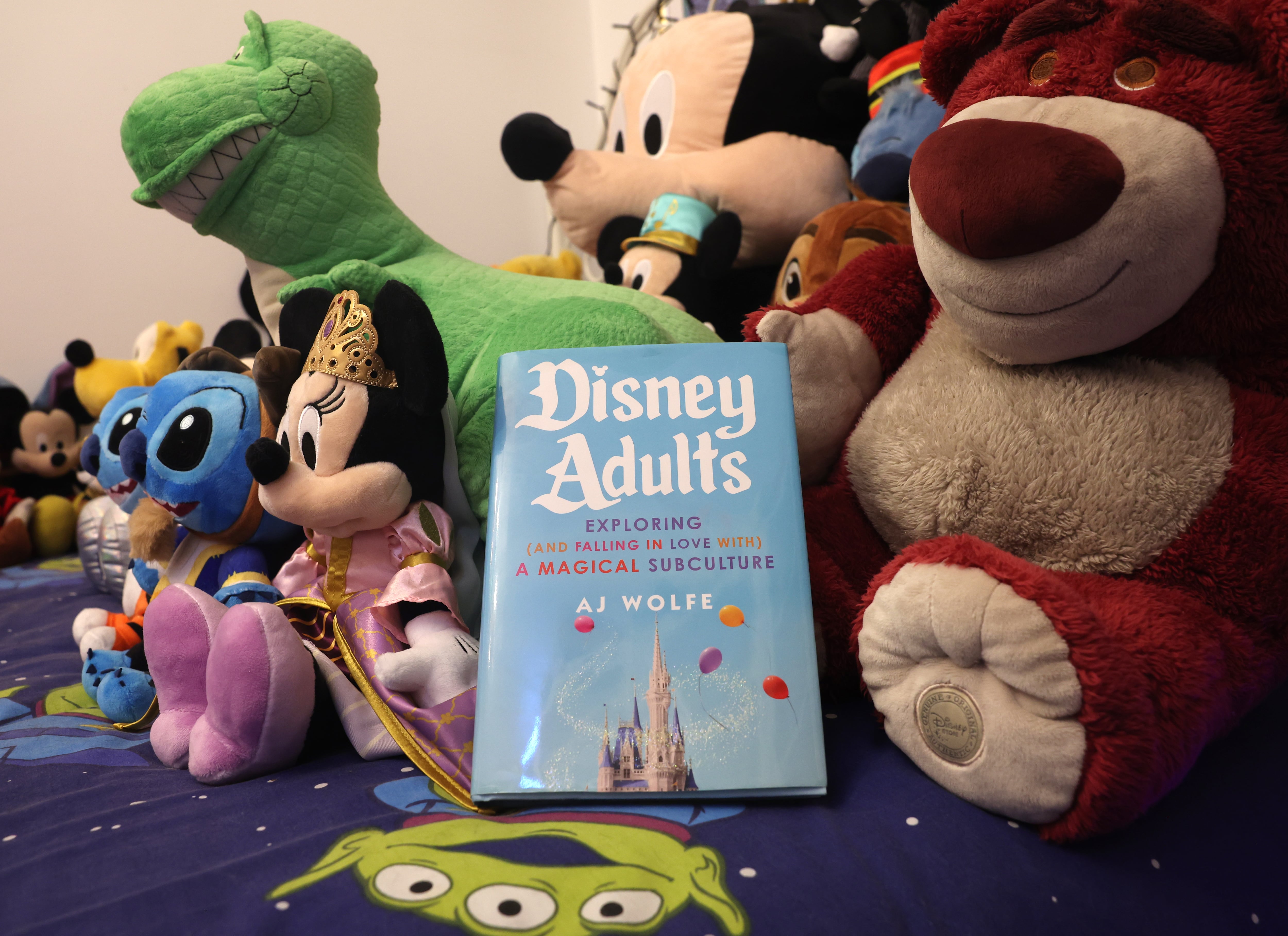 El libro 'Disney Adults', de A. J. Wolfe.