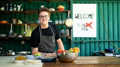 Carlos Alpizar, cocinero y creador de contenido, en San José, Costa Rica.