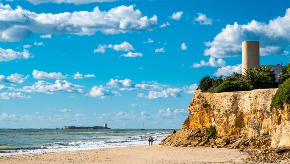 El Pesero: el primer chiringuito playero de la historia emergió de un naufragio en Cádiz en 1752