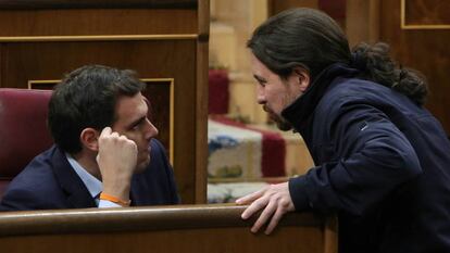 Albert Rivera, de Ciudadanos, y Pablo Iglesias, de Unidos Podemos, en el Congreso de los Diputados.