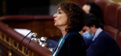 La ministra de Hacienda y portavoz del Gobierno, María Jesus Montero, en el Congreso.