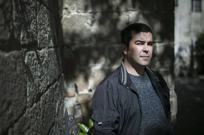 Joan Todó publica 'Lladres'.