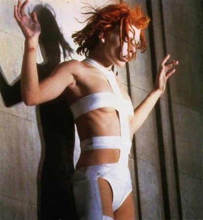 Milla Jovovich en 'El Quinto Elemento', vestida de Gaultier.