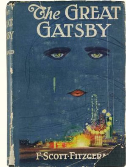 Foto cedida por Sotheby's que muestra un ejemplar de la primera edición de "El gran Gatsby" de Francis Scott Fitzgerald, publicada en 1925, que fue subastada este 11 de junio, en Nueva York (EE.UU.) por 112.500 dólares.