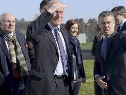 Iñigo Urkullu y Alain Rousset, este martes antes de presidir la Asamblea 2015 de la Eurorregión Aquitania-Euskadi en Busturia.