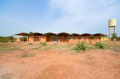 Orfanato de Albert Faus en Burkina Faso.