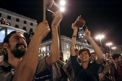 Cacerolada nocturna en la Puerta del Sol.