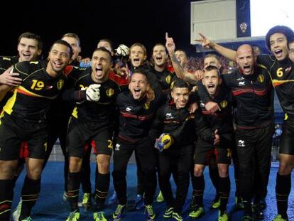 Los futbolistas de B&eacute;lgica celebran la clasificaci&oacute;n para el Mundial el pasado 11 de junio. 