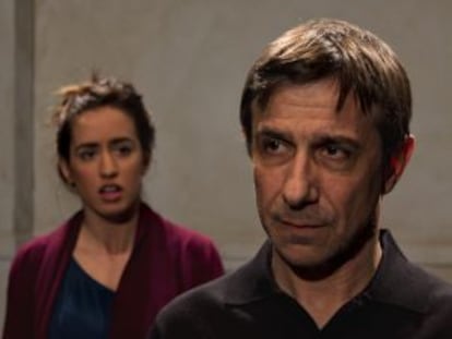 Clàudia Benito y Jordi Boixaderas en una escena de '¿Cómo decirlo?