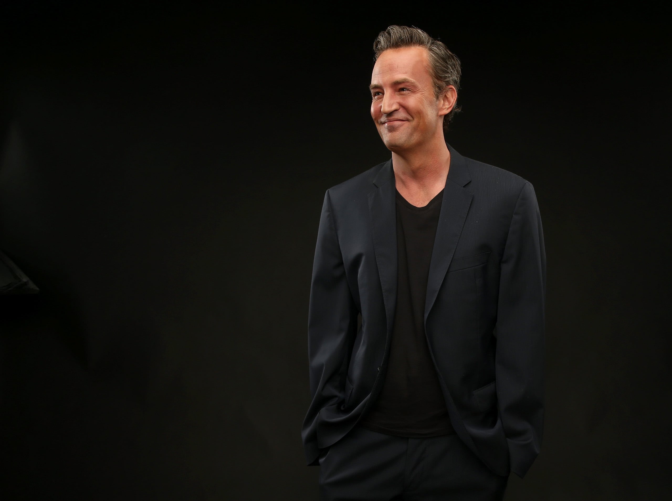 Netflix estrenará una docuserie sobre la vida de Matthew Perry coincidiendo con el aniversario de su muerte
