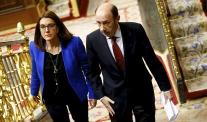 Alfredo Pérez Rubalcaba y Soraya Rodríguez, este miércoles en el Cogreso