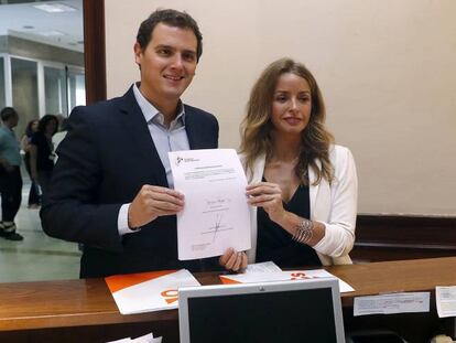 Albert Rivera y la diputada Patricia Reyes registran en el Congreso una propuesta de ley para regular la gestaci&oacute;n subrogada.