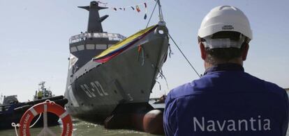 Un trabajador de Navantia en el astillero de SanFernando-Puerto Real (Cádiz).