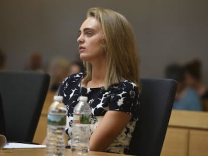  Hazlo y punto , le insistió Michelle Carter a Conrad Roy. Ahora se enfrenta a un máximo de 20 años de cárcel