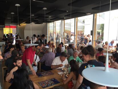 Éxito de las paellas, las tortillas y los calamares en Expo Milano 2015