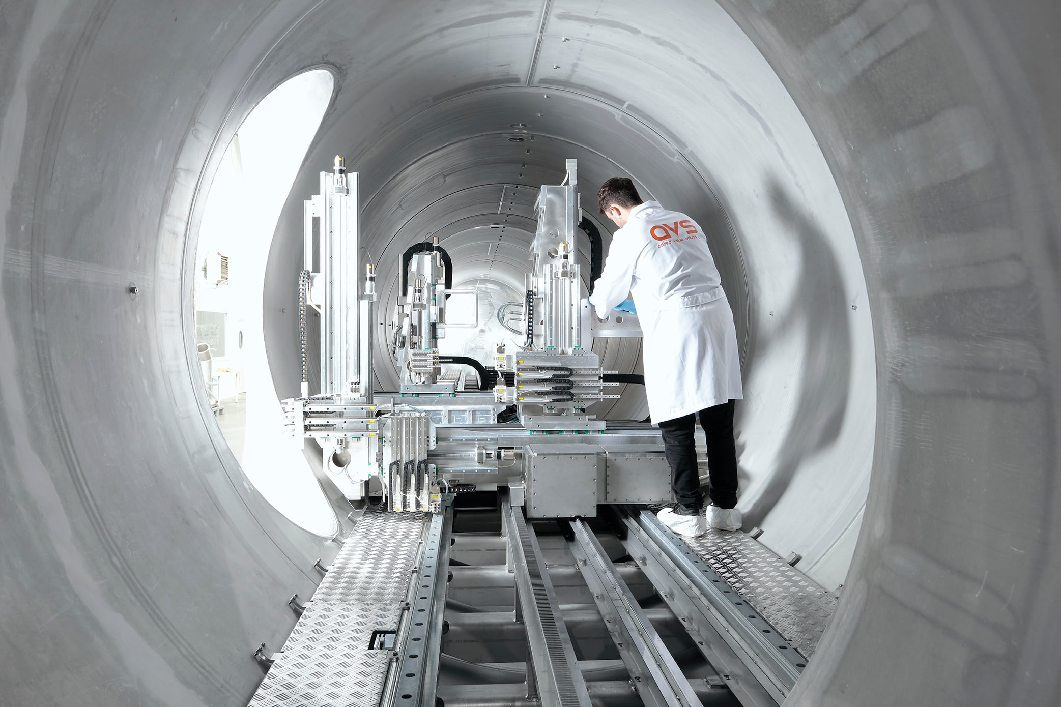 La industria de la ciencia, dominada por las pymes: “Les va la vida en ser innovadores”
