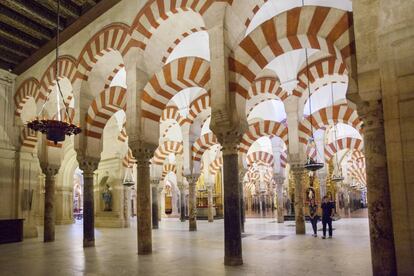 Interior de la Mezquita de Córdoba.