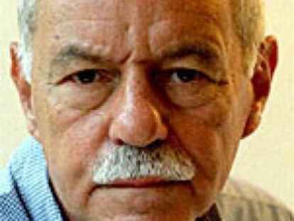 Entrevista con Eduardo Mendoza