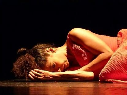 La bailarina Amada Domínguez en 'Laberinto', de Rossana Filomarino.