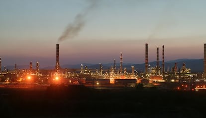 Imagen de la petroqu&iacute;mica de Tarragona.