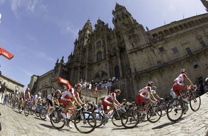 El pelot&oacute;n, en Santiago de Compostela