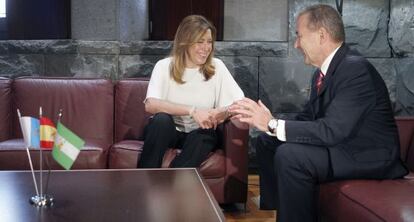 Susana Díaz y Paulino Rivero, en Santa Cruz de Tenerife.