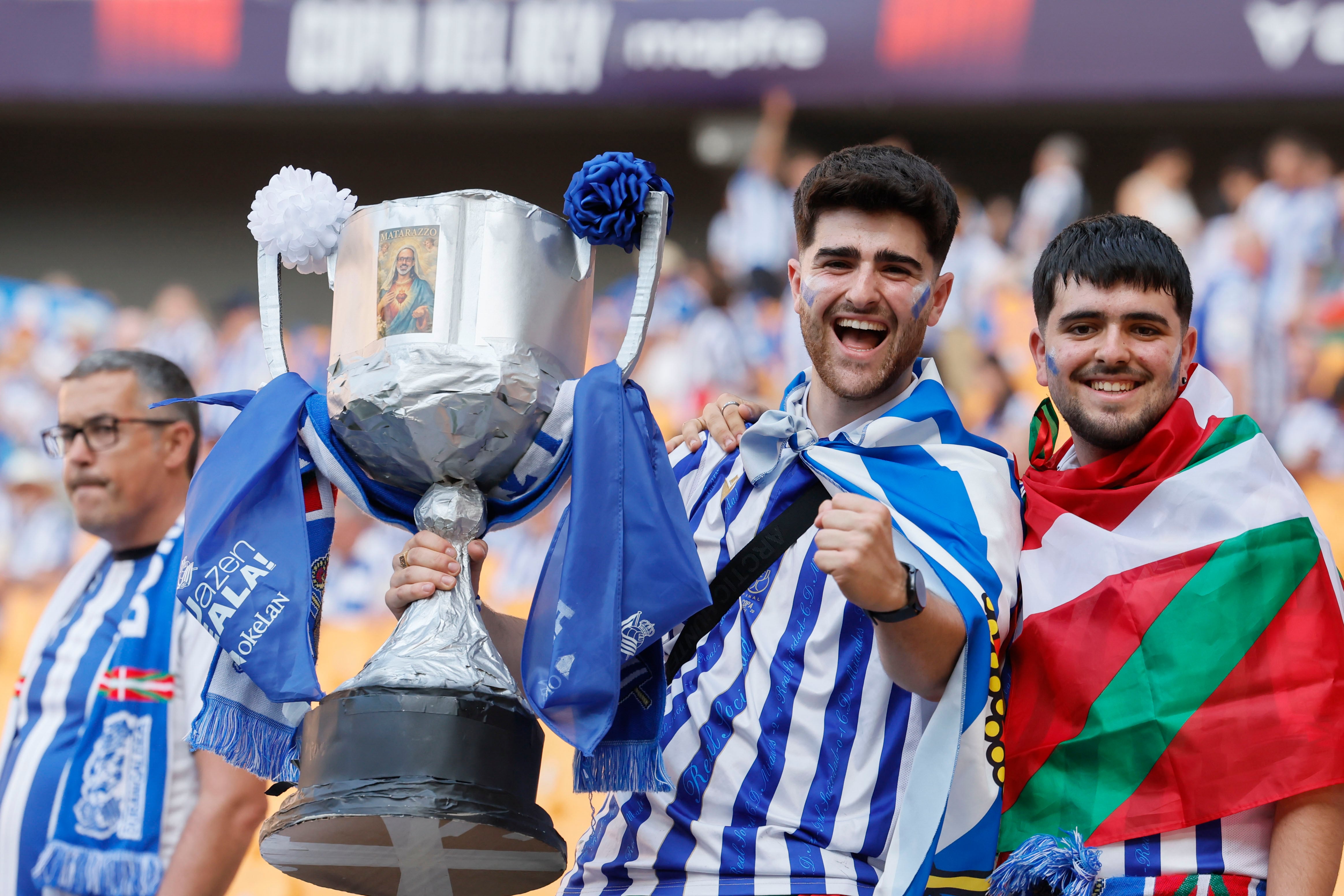 Atlético - Real Sociedad en directo | Pubill sustituye a Lenglet y Marrero será el portero de la Real