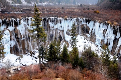 Con 320 metros de anchura, las cascadas de Nuorilang crean una de las vistas más espectaculares del parque natural.