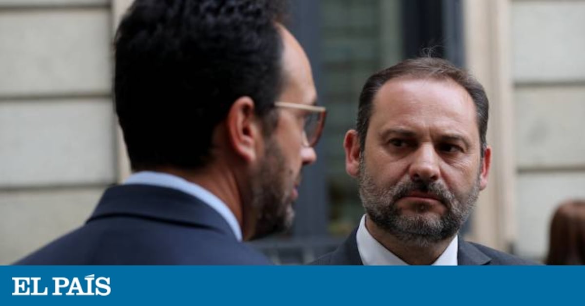 El PSOE rectifica y acepta que se cite a policías en la comisión de ...