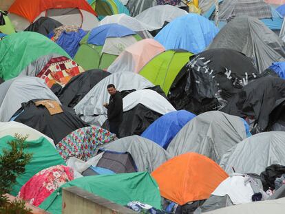 Campamento de migrantes que esperan su oportunidad para entrar en Estados Unidos en El Chaparral, Tijuana, el 23 de marzo.