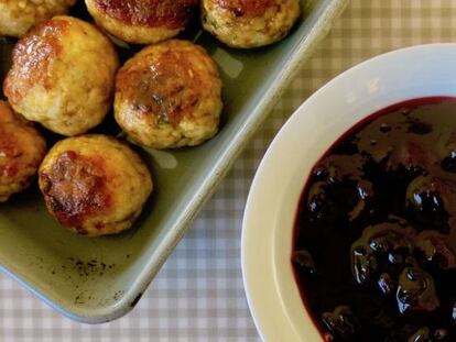 Albóndigas de pavo al horno con salsa de arándanos