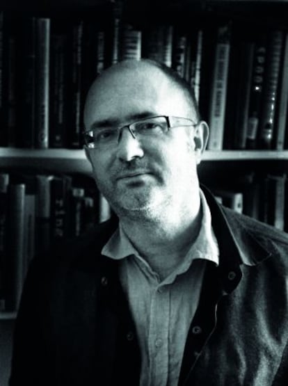 Roger Clarke, autor del libro y experto en fantasmas