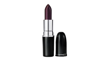 Un clásico al que acudir siempre para unos labios definidos y jugosos. MAC.