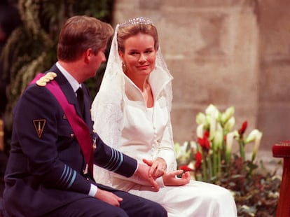 El príncipe Felipe de Bélgica contrajo matrimonio el 4 de diciembre de 1995 con la aristócrata Matilde d'Udekem, una de las pocas princesas herederas de sangre real que quedan en Europa, y la primera reina de Bélgica de origen belga. Su enlace tuvo lugar en la catedral de San Miguel de Bruselas, y se ofició en los tres idiomas oficiales del país: francés, flamenco y alemán.