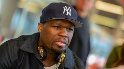 El rapero 50 cent en el aeropuerto de Varsovia.