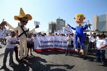 Muestra de unidad nacional que también incluyó críticas contra el Gobierno de México